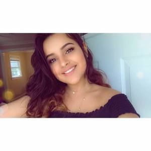 Meet your Posher, Vanessa